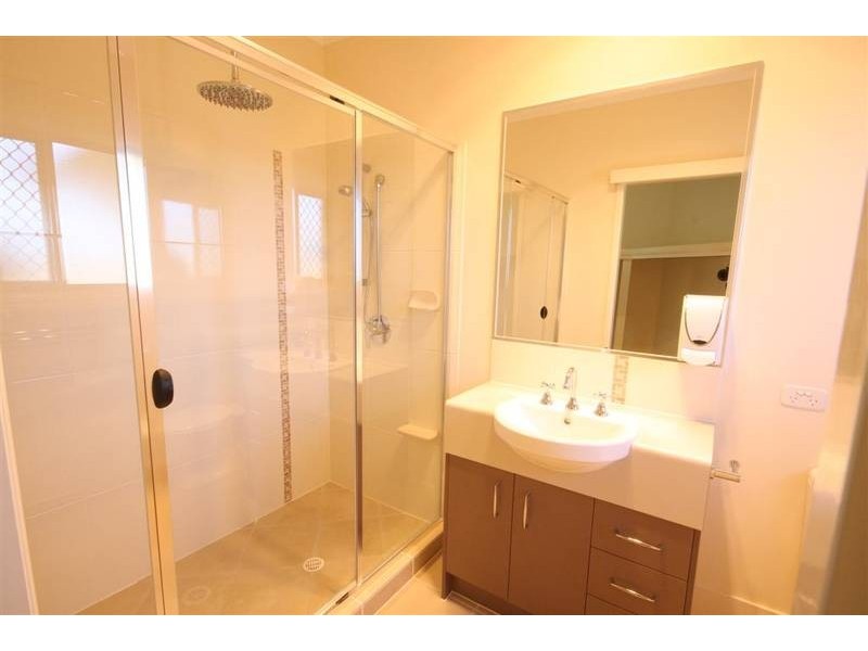 Glass House Mountains QLD 4518