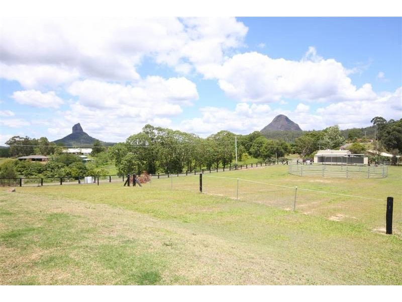 182 Yeates Rd, Beerwah QLD 4519