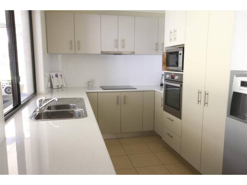 Glass House Mountains QLD 4518