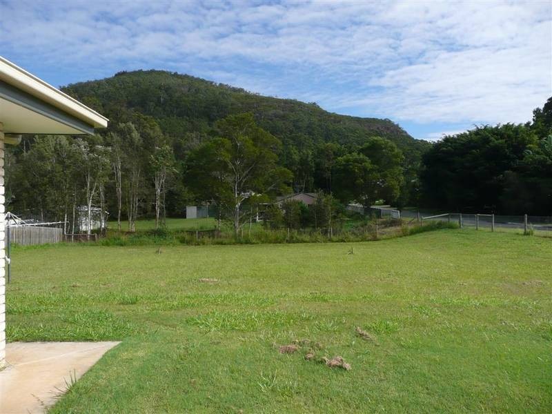 Glass House Mountains QLD 4518