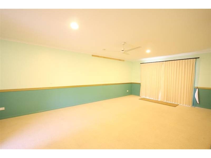 33 Springburn Drive, Glass House Mountains QLD 4518