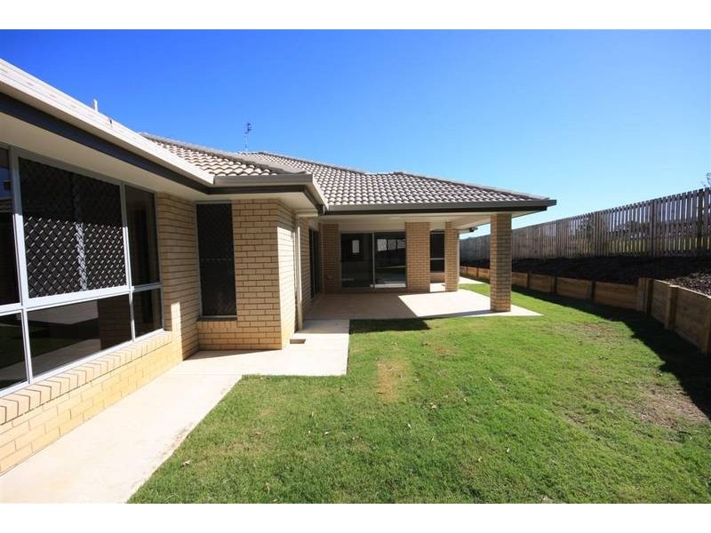 19 Greenview Avenue, Beerwah QLD 4519