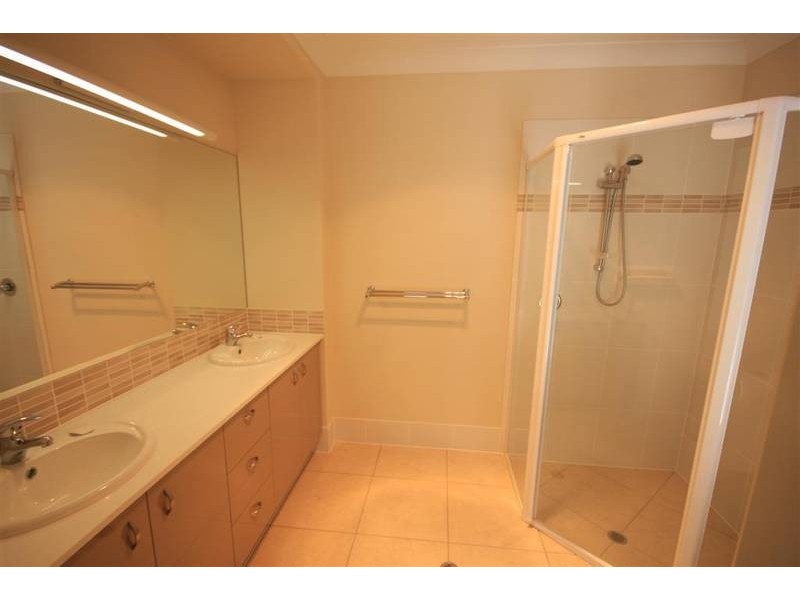 19 Greenview Avenue, Beerwah QLD 4519