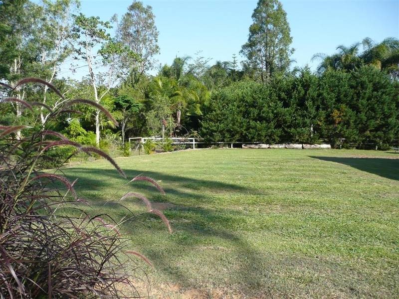 Glass House Mountains QLD 4518