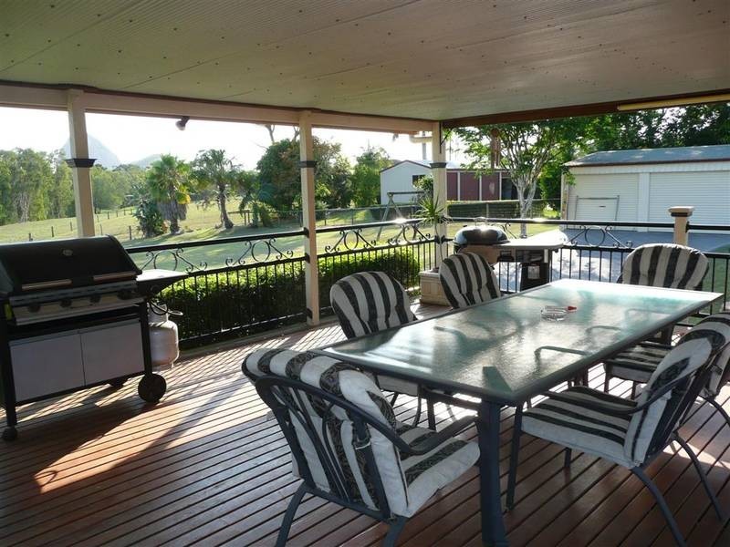 Glass House Mountains QLD 4518