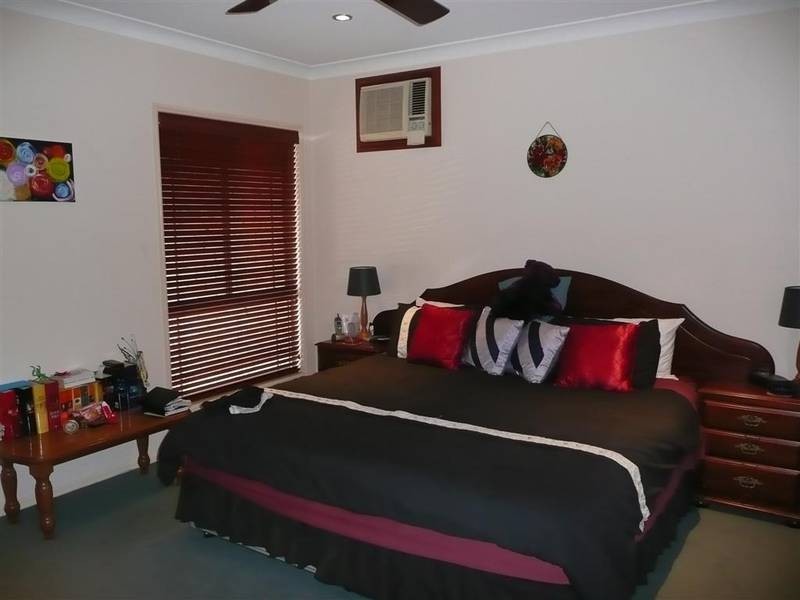 Glass House Mountains QLD 4518