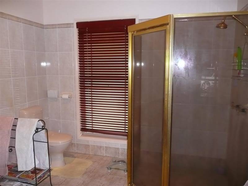 Glass House Mountains QLD 4518