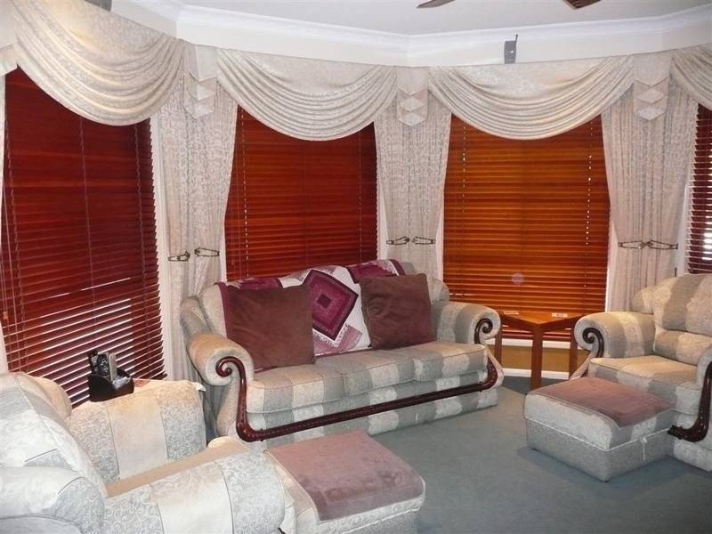 Glass House Mountains QLD 4518