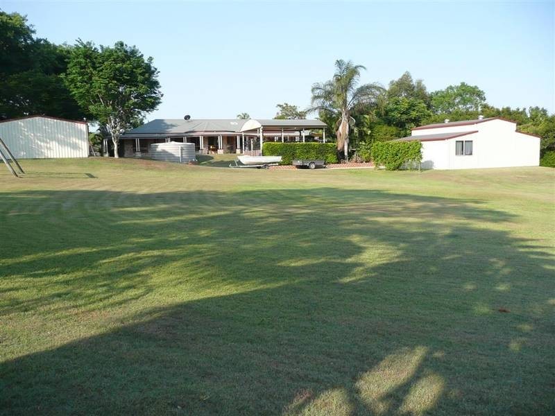 Glass House Mountains QLD 4518