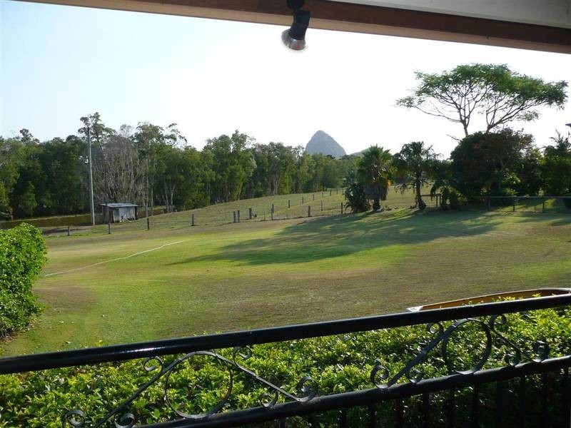 Glass House Mountains QLD 4518