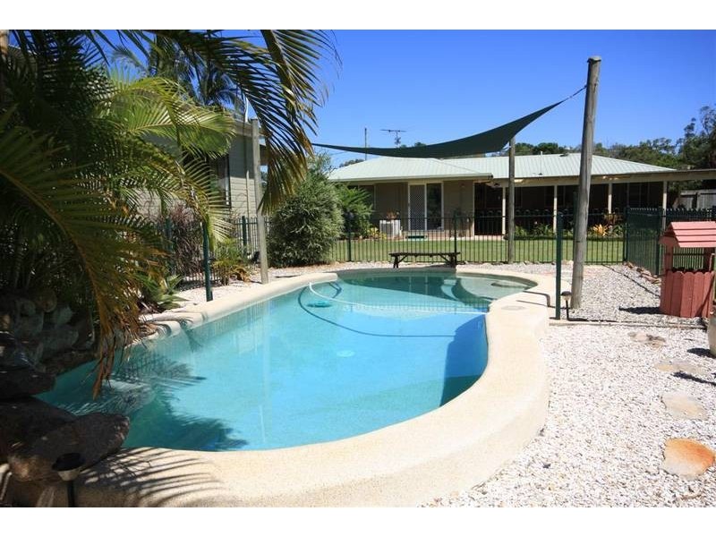 44 Traline Rd, Glass House Mountains QLD 4518