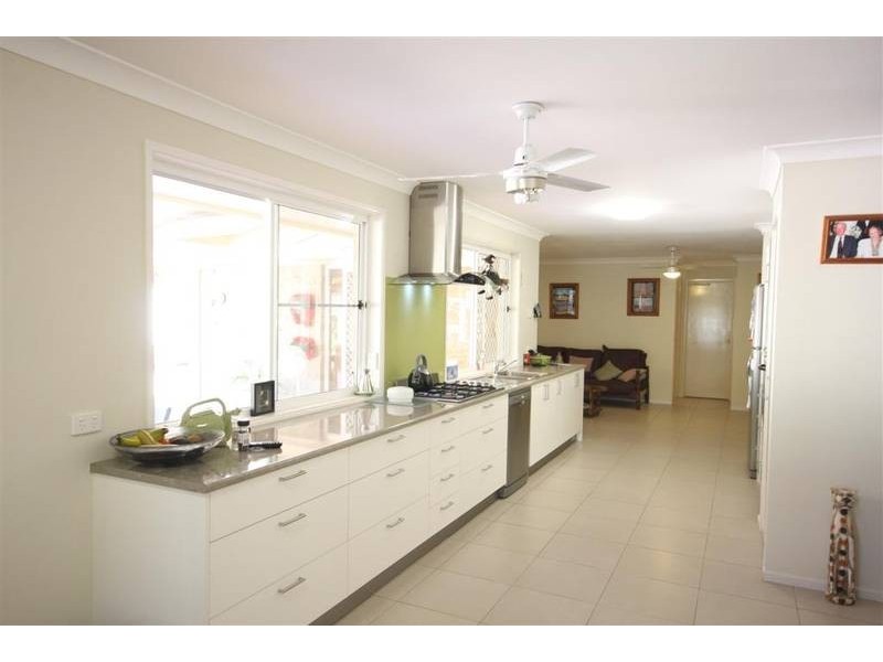 44 Traline Rd, Glass House Mountains QLD 4518