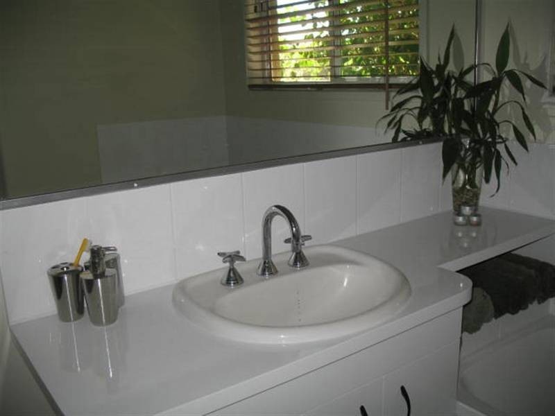 44 Traline Rd, Glass House Mountains QLD 4518