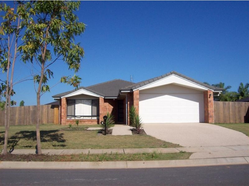 2 SAPPHIRE COURT, Beerwah QLD 4519