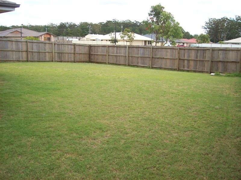 2 SAPPHIRE COURT, Beerwah QLD 4519