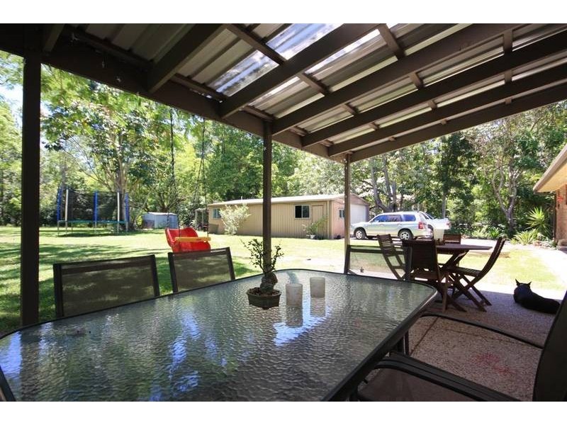 260 Peachester Road, Beerwah QLD 4519