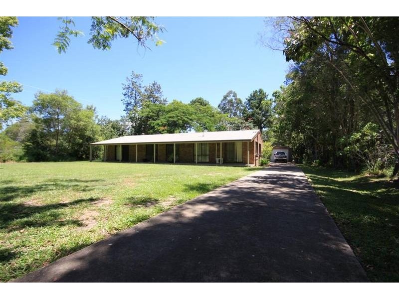 260 Peachester Road, Beerwah QLD 4519