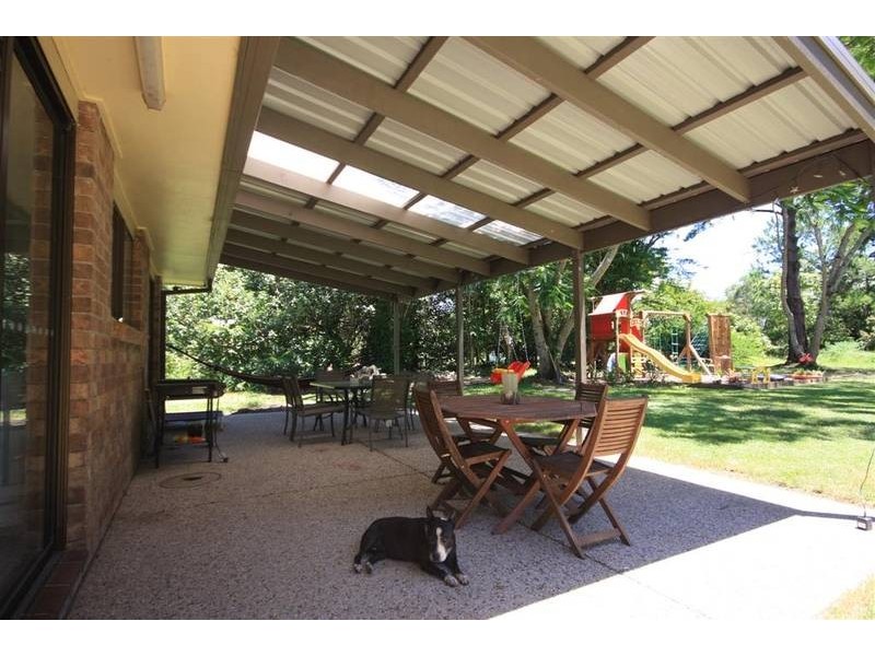 260 Peachester Road, Beerwah QLD 4519