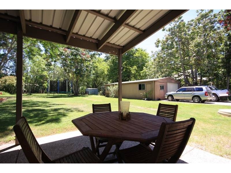 260 Peachester Road, Beerwah QLD 4519