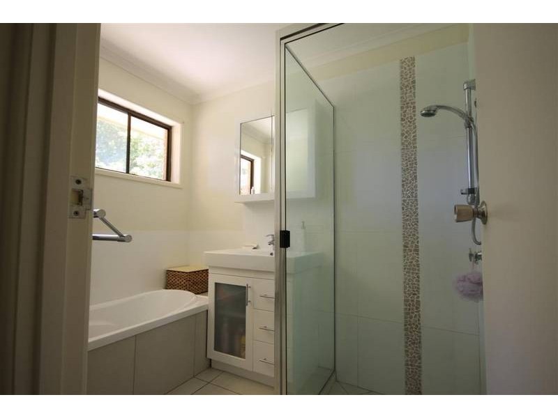 260 Peachester Road, Beerwah QLD 4519