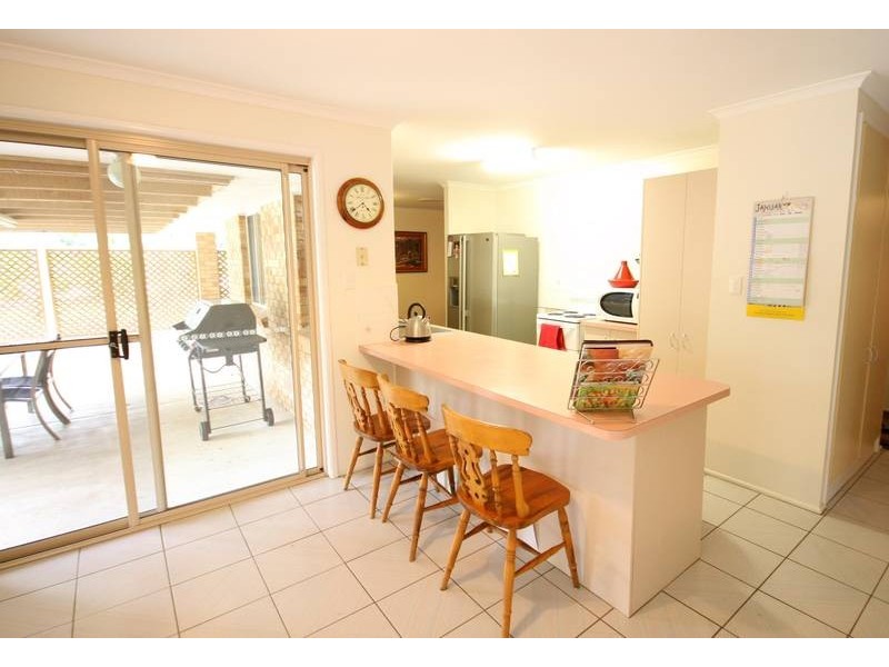 14 Arcadia Dr, Beerwah QLD 4519