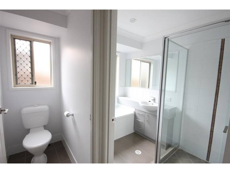 1 Silver Rock Court, Glass House Mountains QLD 4518