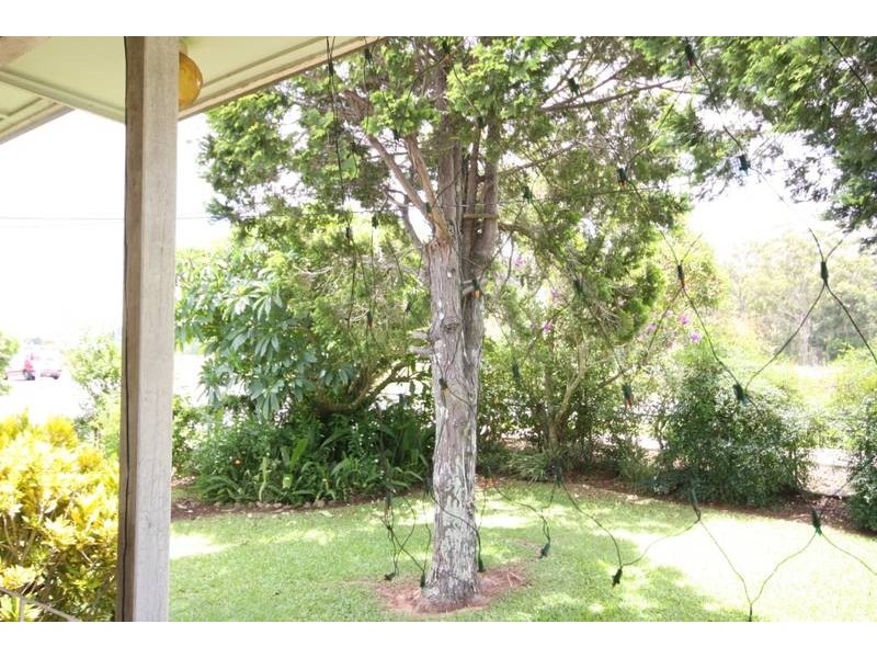 3 Poole Road, Glass House Mountains QLD 4518