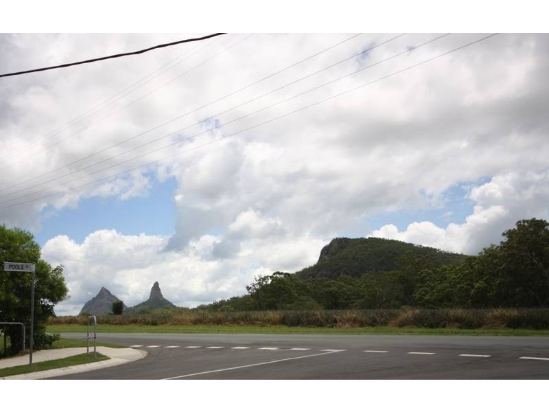 3 Poole Road, Glass House Mountains QLD 4518