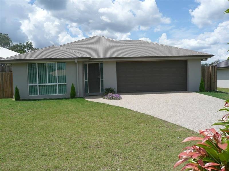 5 Woodgrove Boulevard, Beerwah QLD 4519