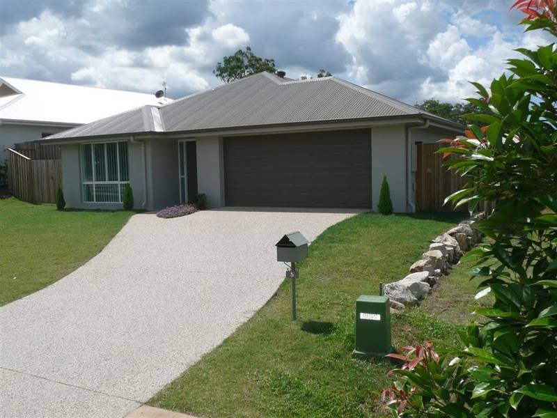 5 Woodgrove Boulevard, Beerwah QLD 4519