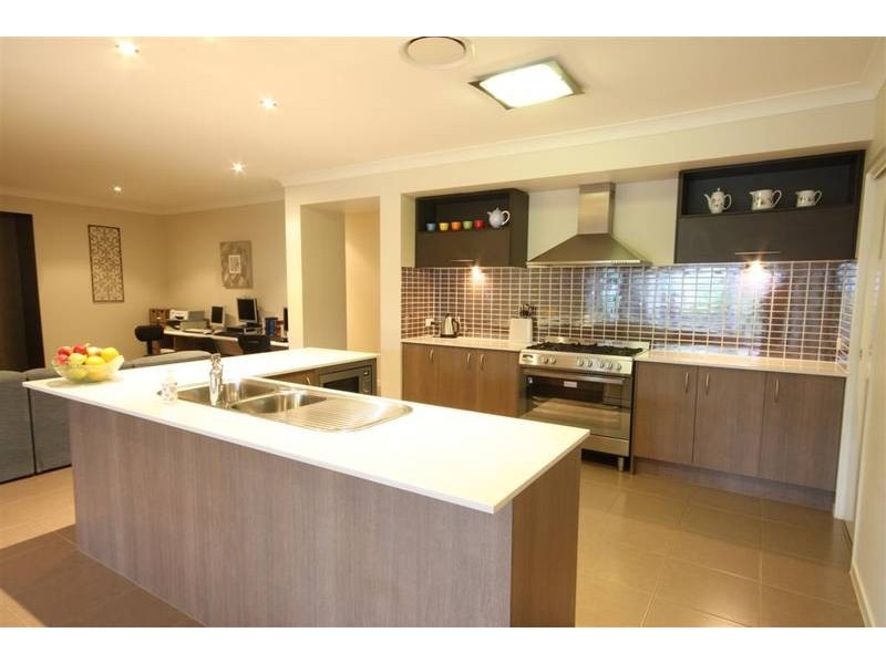 Glass House Mountains QLD 4518