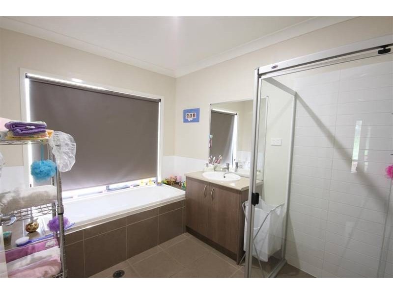 Glass House Mountains QLD 4518