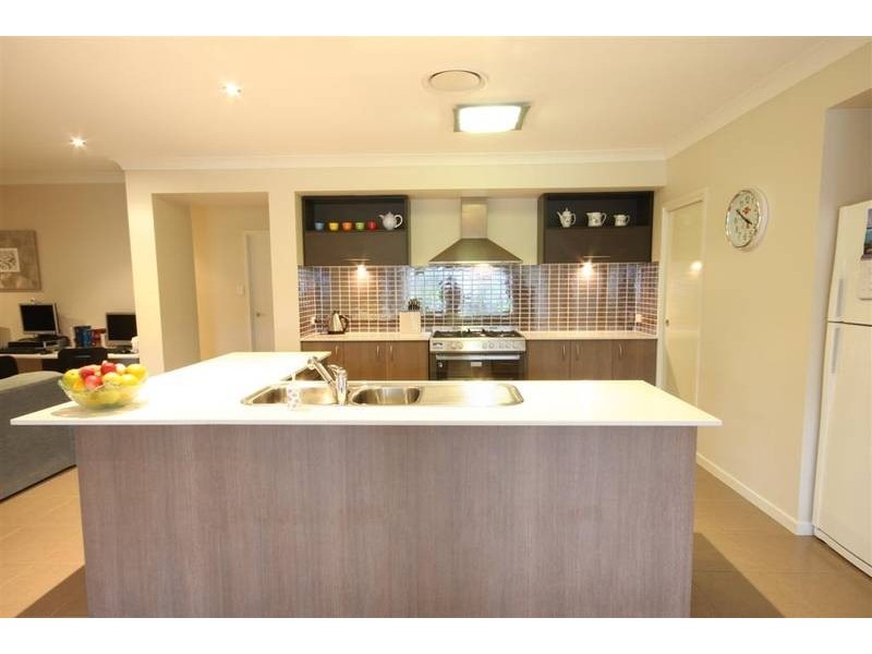 Glass House Mountains QLD 4518