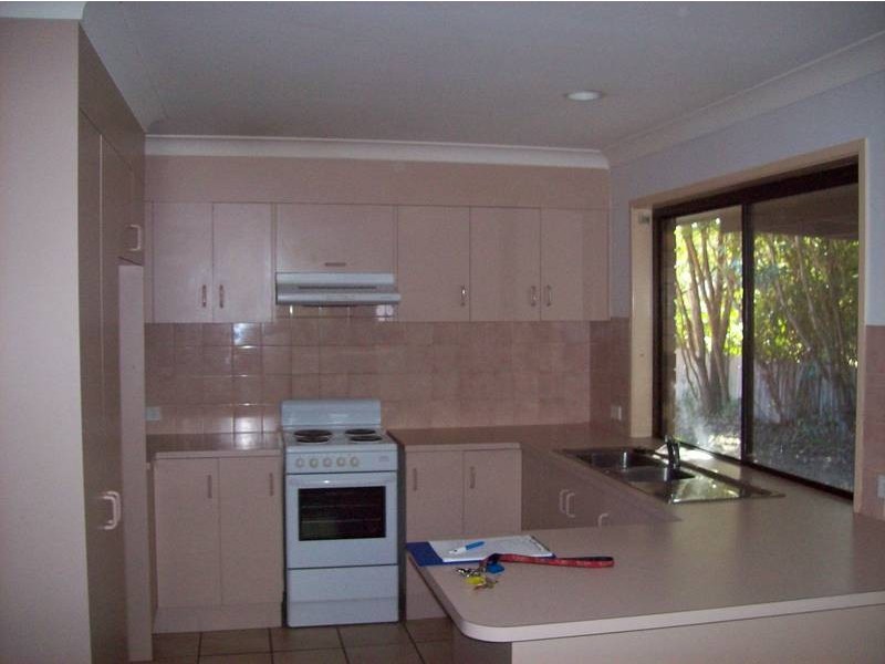 3 Laurel Street, Beerwah QLD 4519