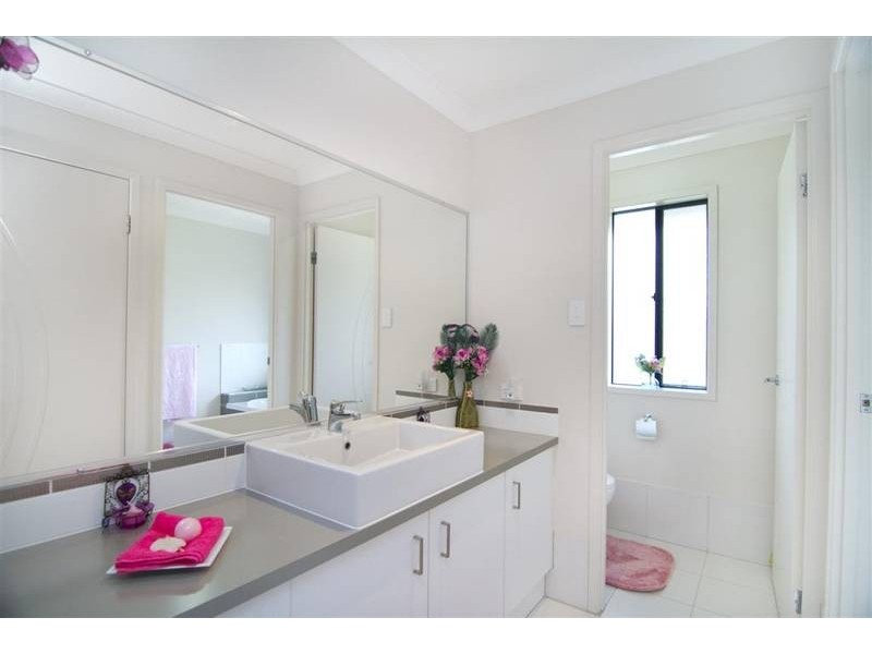 89 Shaws Road, Beerwah QLD 4519