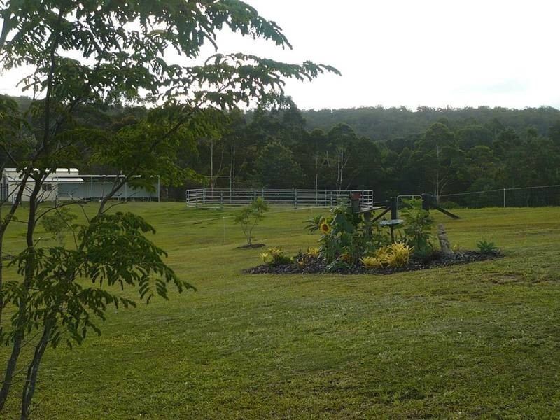 182 Yeates Road, Beerwah QLD 4519