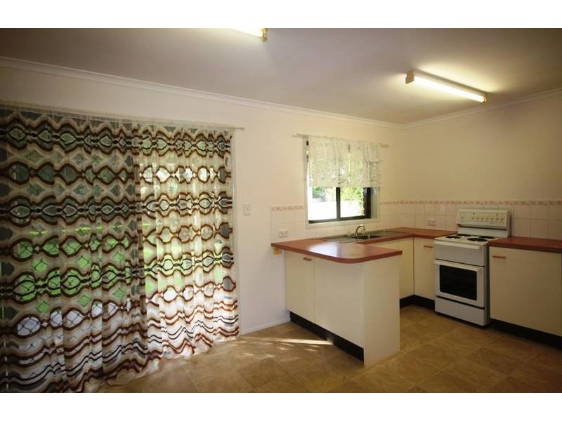 7 North Street, Beerwah QLD 4519
