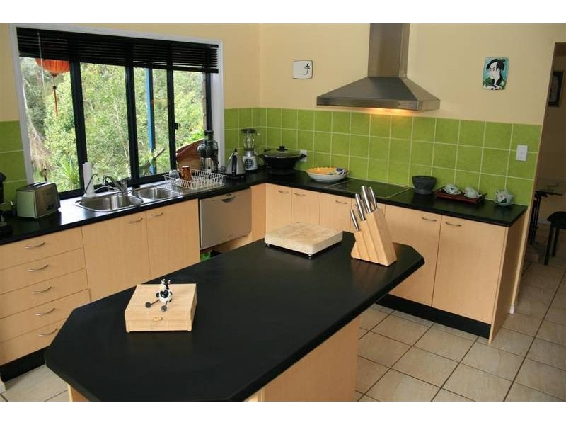 Glass House Mountains QLD 4518