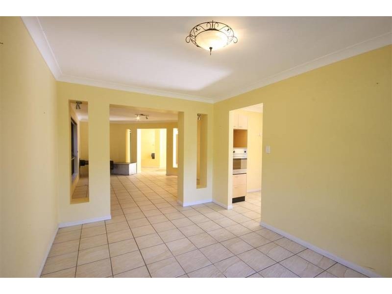 Glass House Mountains QLD 4518