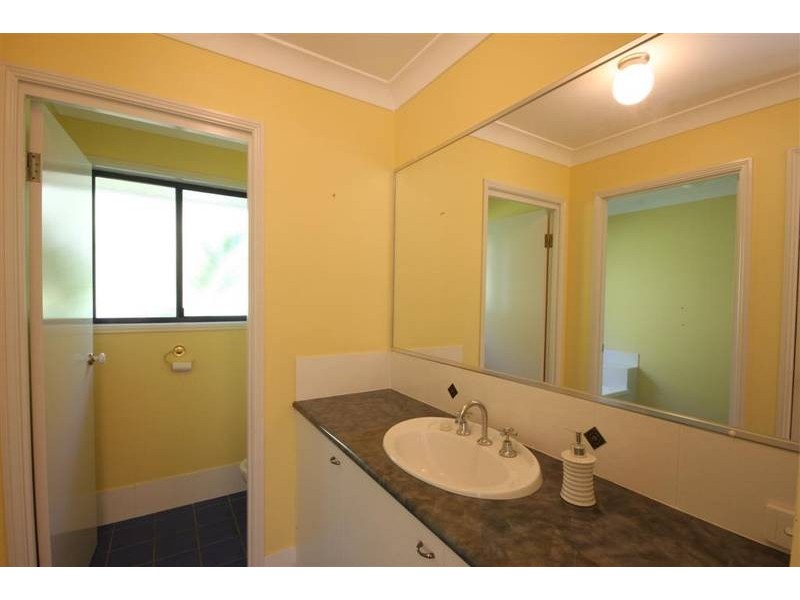 Glass House Mountains QLD 4518