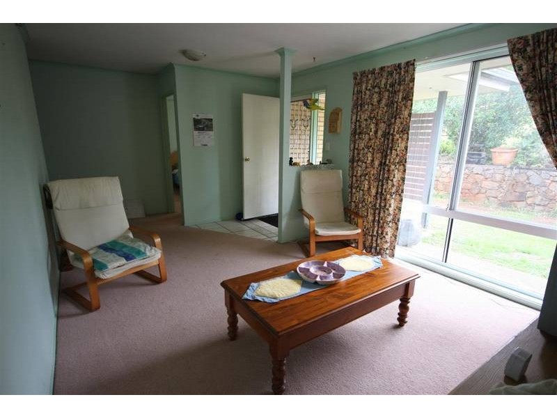 11 Buzaki Road, Glass House Mountains QLD 4518