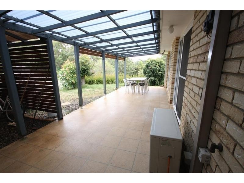 11 Buzaki Road, Glass House Mountains QLD 4518