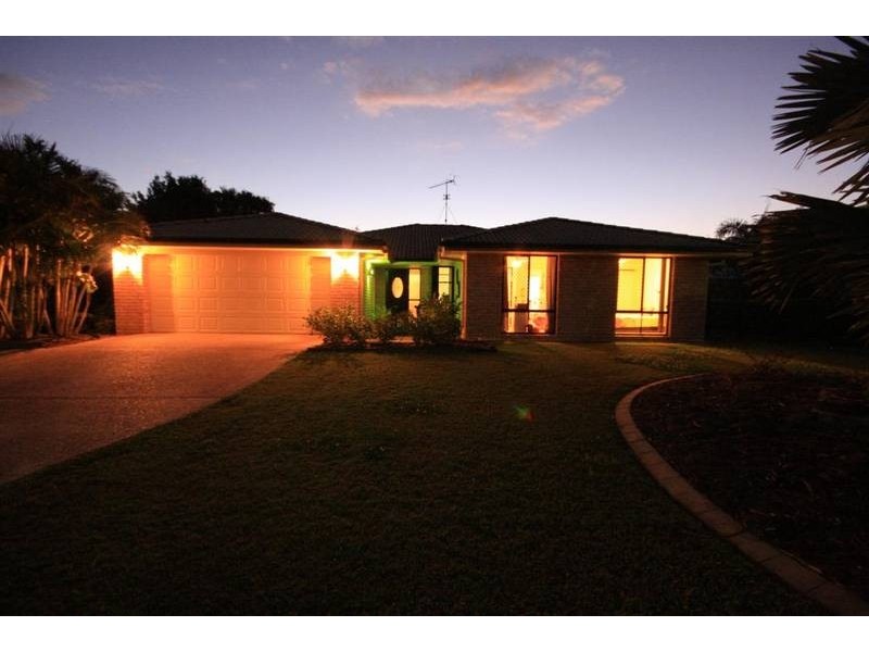 14 Wattlebird Pl, Landsborough QLD 4550