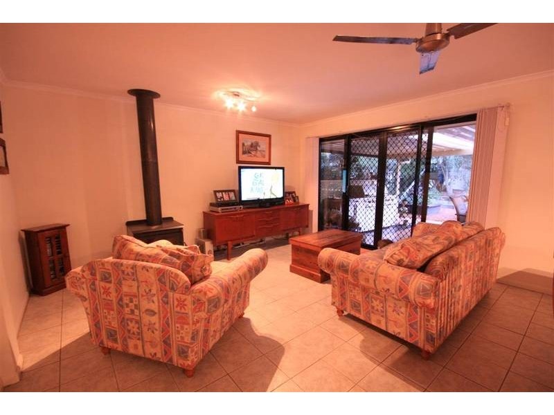 14 Wattlebird Pl, Landsborough QLD 4550