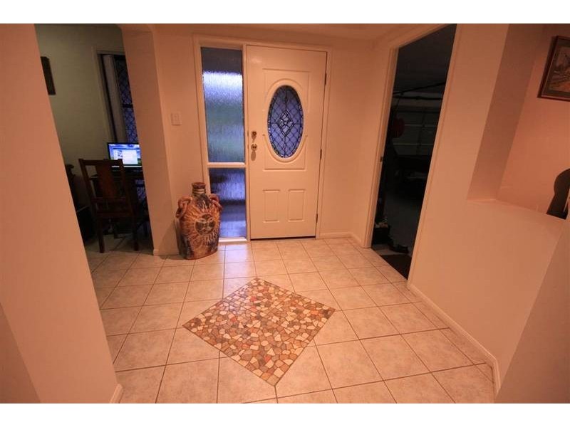 14 Wattlebird Pl, Landsborough QLD 4550