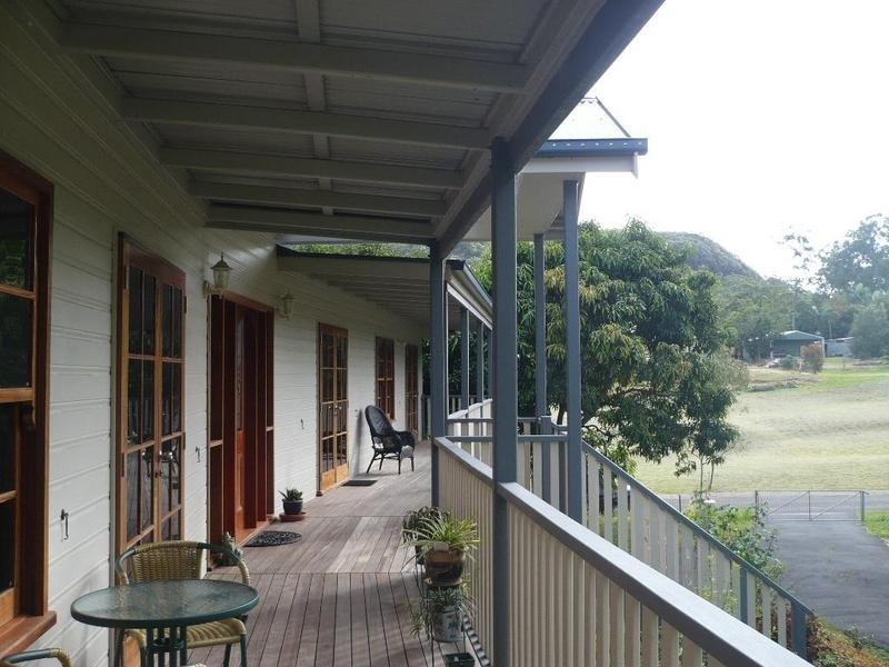 Glass House Mountains QLD 4518