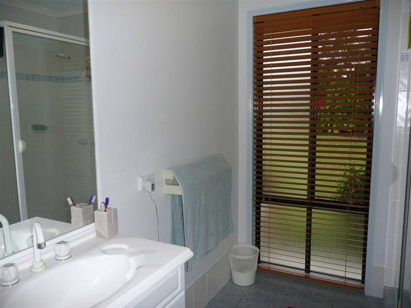 17 Peterlyn Court, Beerwah QLD 4519