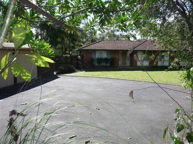 122 Peachester Road, Beerwah QLD 4519