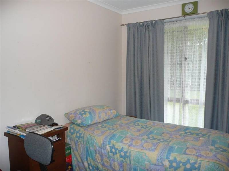 122 Peachester Road, Beerwah QLD 4519