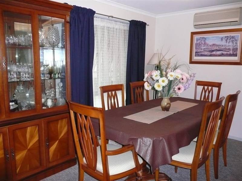 122 Peachester Road, Beerwah QLD 4519